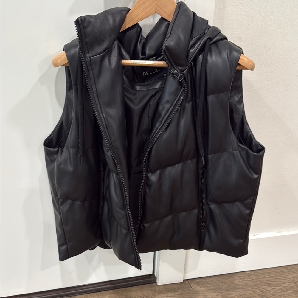 Deluc Black Quilted Vest